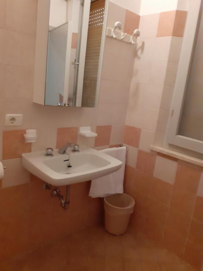 Hotel Rossini Rimini Ngoại thất bức ảnh